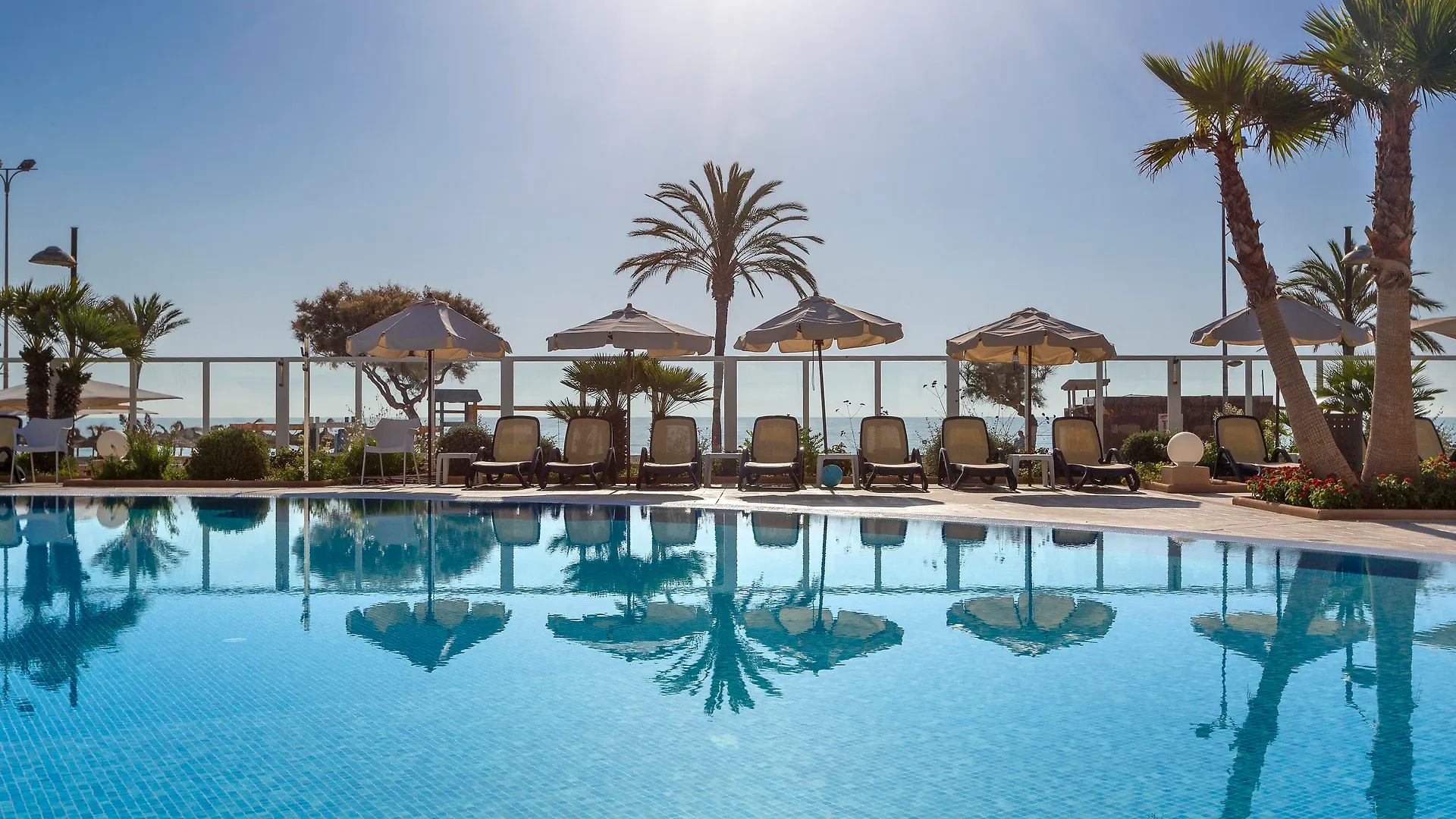 Hipotels Mercedes Aparthotel Cala Millor